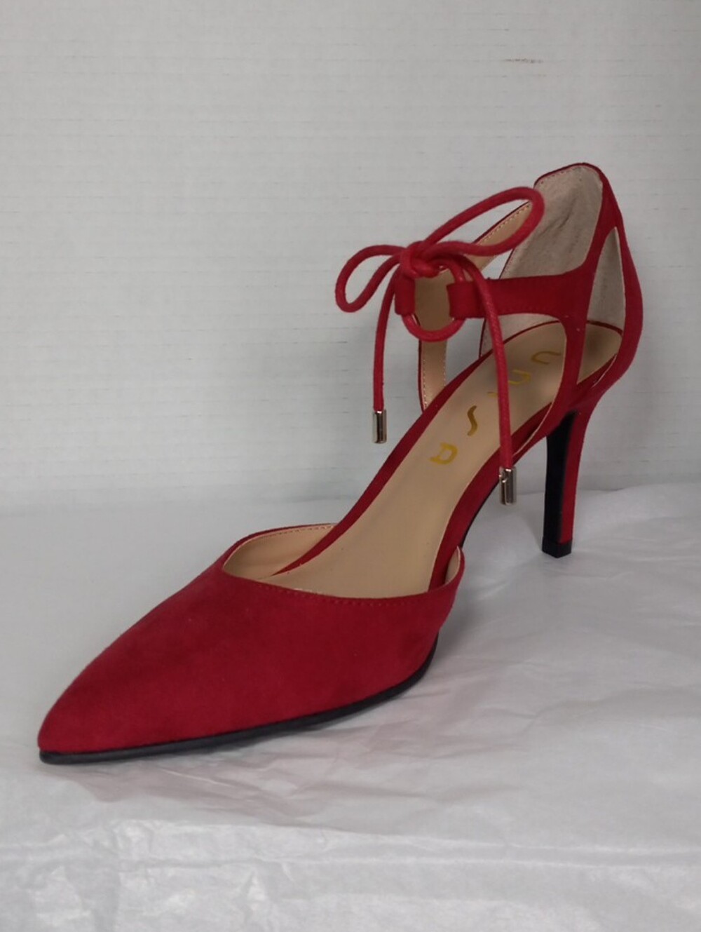 Unisa Red Faux Suede Pointed-Toe Tie Ankle Heels - Women Size 8 - Picture 2 of 10
